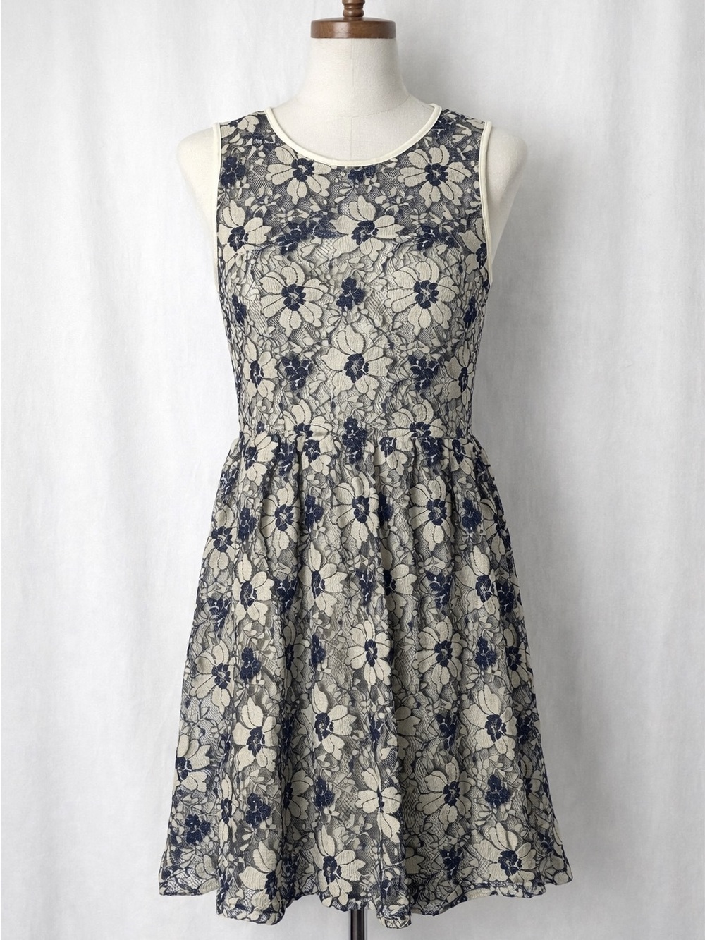LOFT Navy Floral Flirty Party Feminine Romantic Summer Lace Mini Dress 0